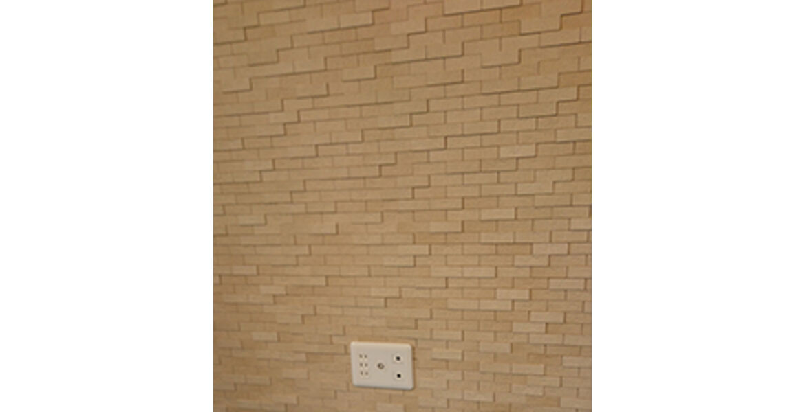 マンションの大型タイルを用いた内装工事